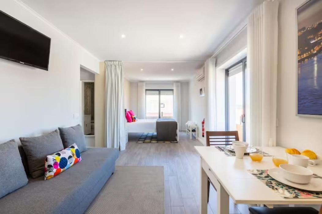 Vista Mare Beach Apartments By Destiny Houses Cortegaca  Exterior photo