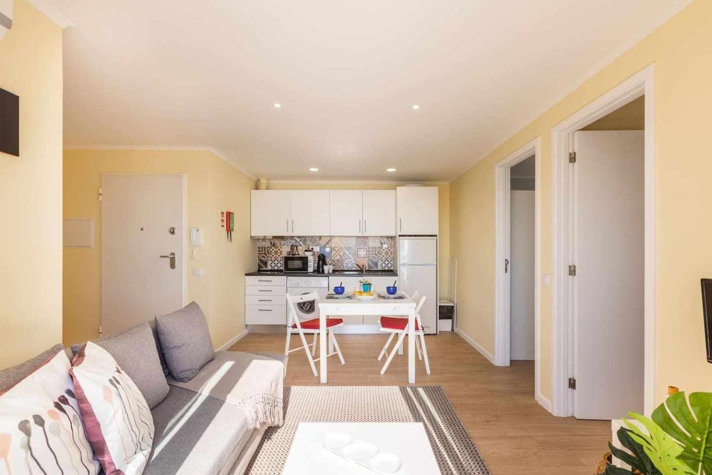 Vista Mare Beach Apartments By Destiny Houses Cortegaca  Exterior photo